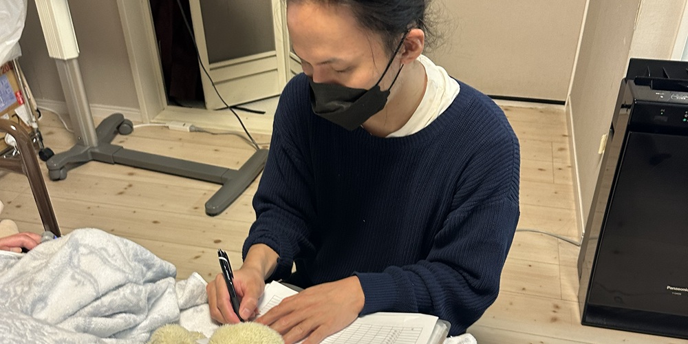 訪問介護男性介護士2